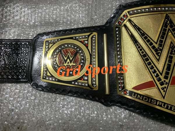 UNDISPUTED WWE HEAVYWEIGHT WRESTLING CHAMPIONSHIP BELT ADULT SIZE - Image 5